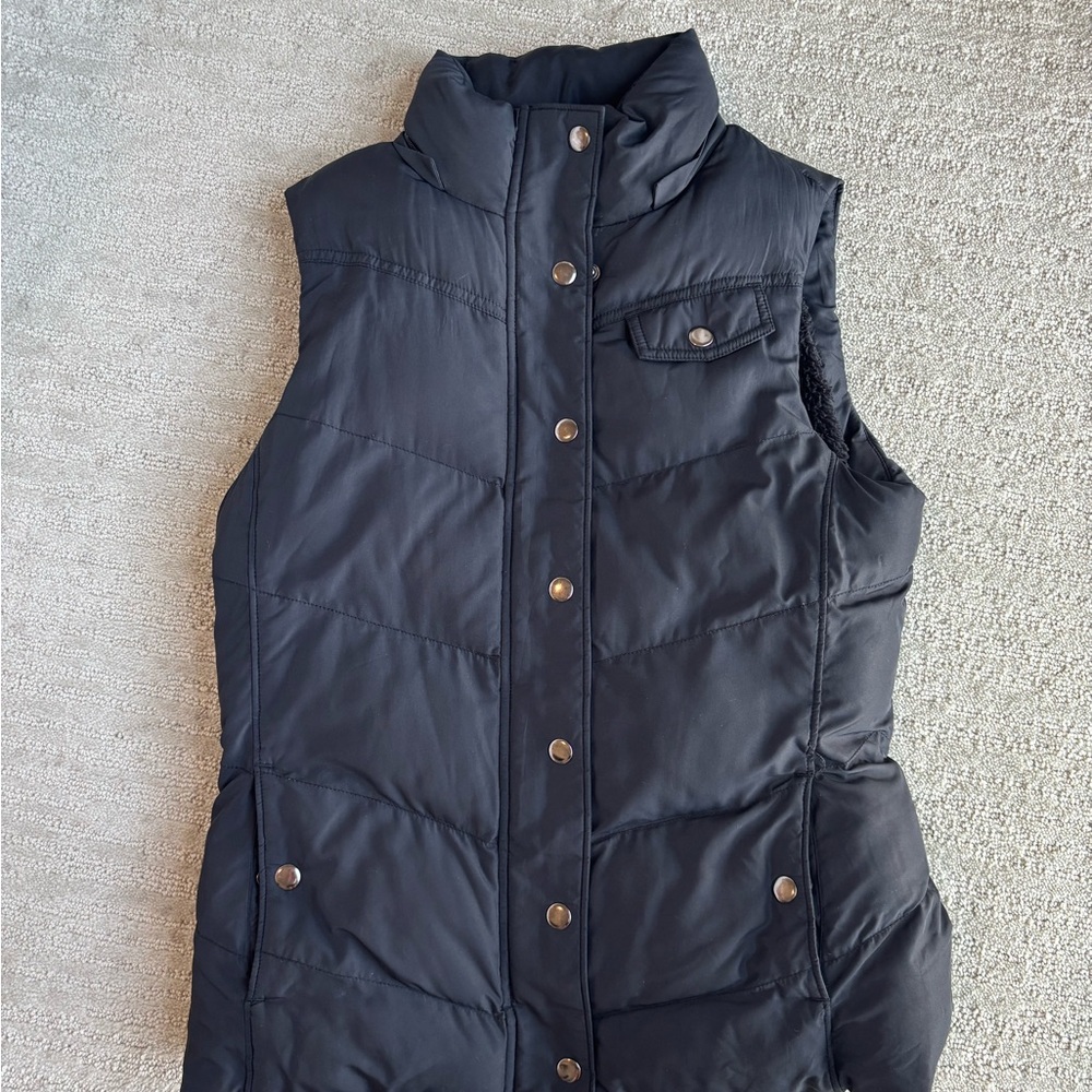 Banana Republic Women's Black Puffer Vest
